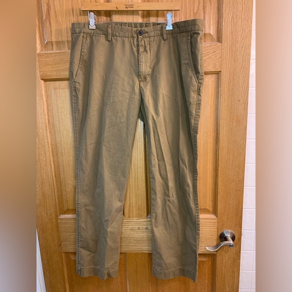 JCP Classic Khakis Pants - Flat Front - Slacks Trousers Men’s Size 38X30 - 2 Ply - Picture 1 of 5